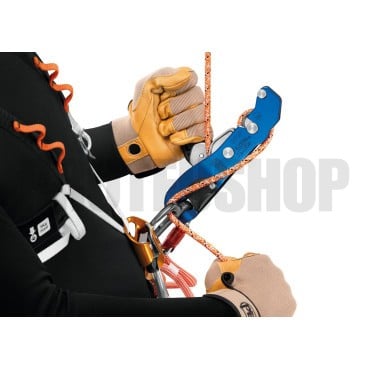 Semi static rope PETZL CAVING LINE 7mm